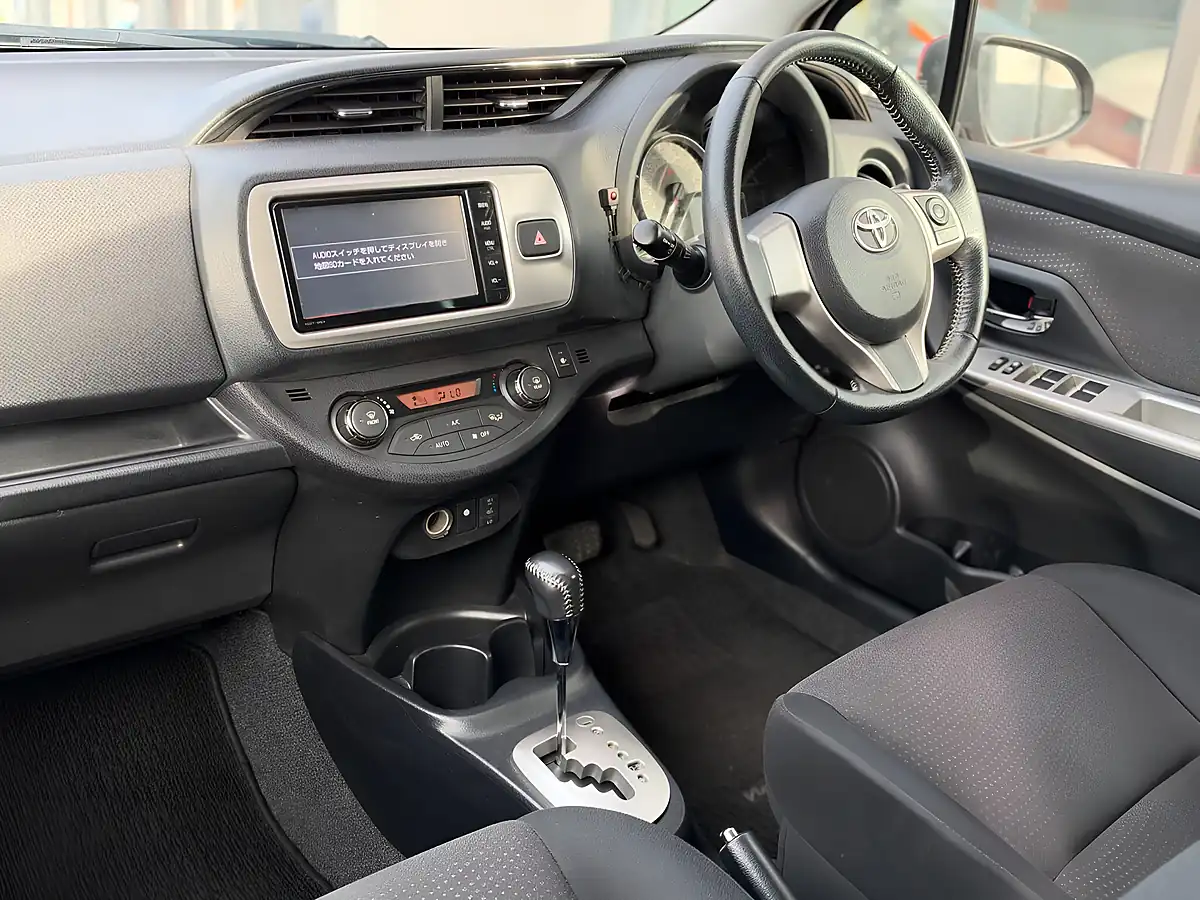 Used 2014 Toyota Yaris Tr Multidrive S Red - Interior and Exterior details 2