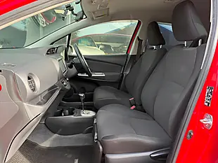 Used 2014 Toyota Yaris Tr Multidrive S Red - Interior and Exterior details 3