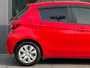 Used 2014 Toyota Yaris Tr Multidrive S Red - Interior and Exterior details 7