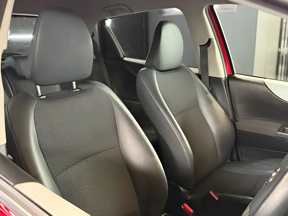 Used 2014 Toyota Yaris Trend Chilli Red - Interior and Exterior details 20