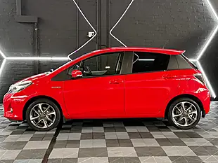 Used 2014 Toyota Yaris Trend Chilli Red - Interior and Exterior details 5