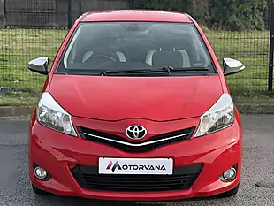 Used 2014 Toyota Yaris Trend Red - Interior and Exterior details 3