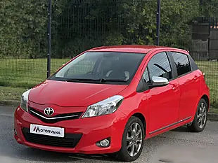 Used 2014 Toyota Yaris Trend Red - Interior and Exterior details 4