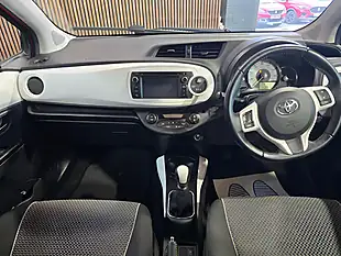 Used 2014 Toyota Yaris Trend Red - Interior and Exterior details 10