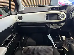 Used 2014 Toyota Yaris Trend Red - Interior and Exterior details 11