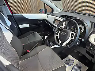 Used 2014 Toyota Yaris Trend Red - Interior and Exterior details 12