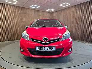 Used 2014 Toyota Yaris Trend Red - Interior and Exterior details 2