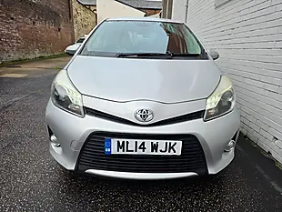 Used 2014 Toyota Yaris Trend Silver - Interior and Exterior details 2
