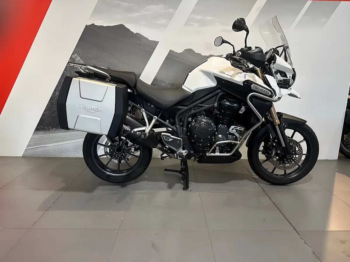 Used 2014 Triumph Explorer White - Front View