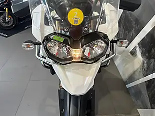 Used 2014 Triumph Explorer White - Interior and Exterior details 15