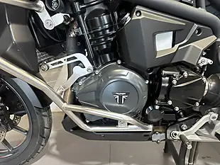 Used 2014 Triumph Explorer White - Interior and Exterior details 18