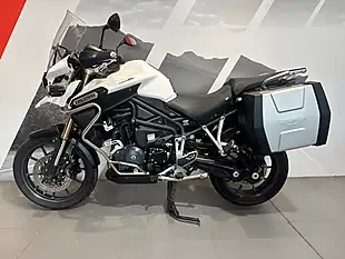 Used 2014 Triumph Explorer White - Interior and Exterior details 2