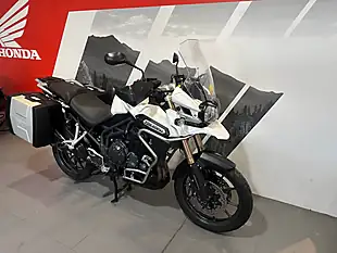 Used 2014 Triumph Explorer White - Interior and Exterior details 3