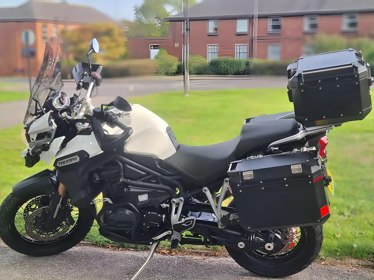 Used 2014 Triumph Explorer Xc White - Interior and Exterior details 8