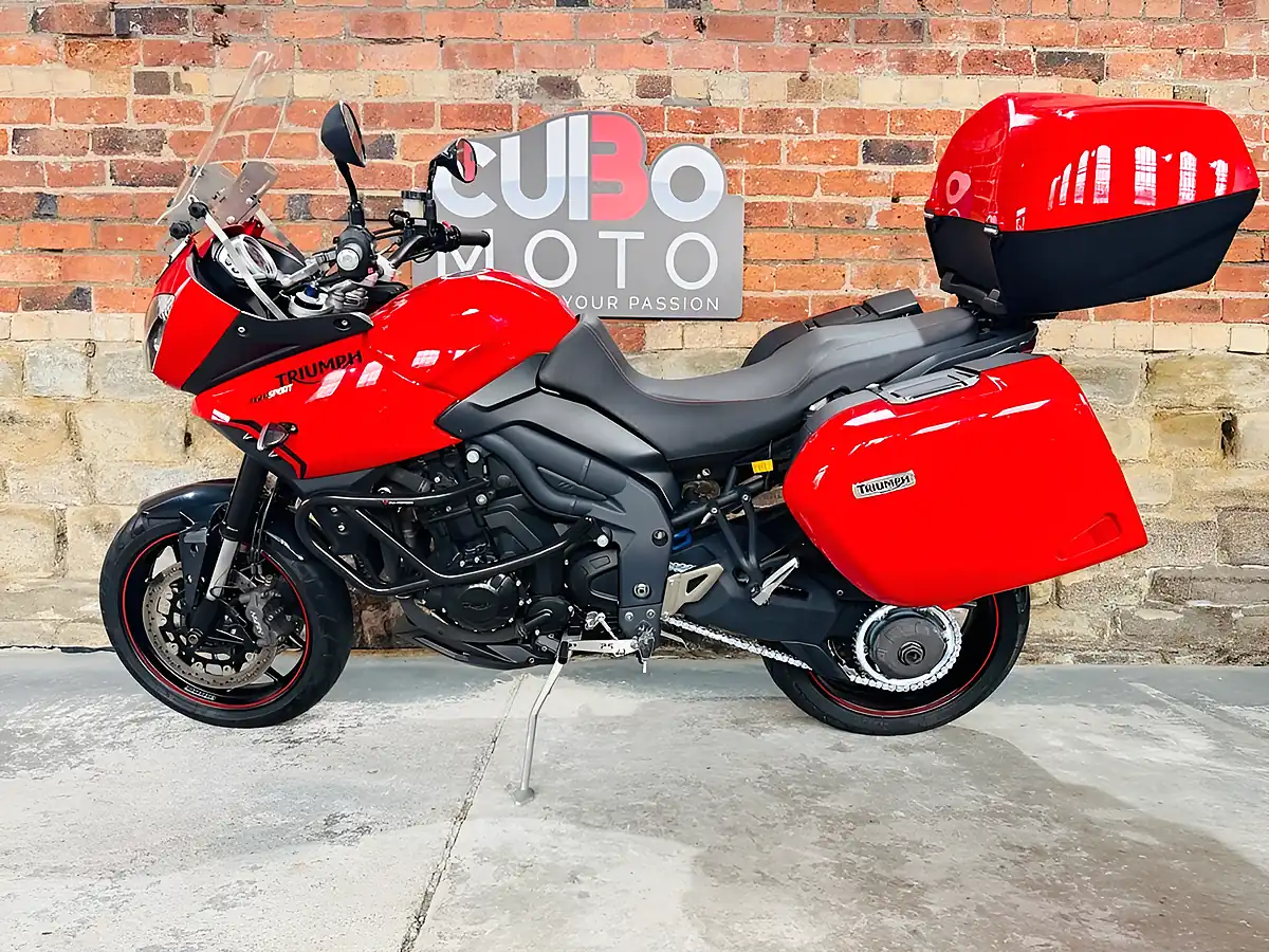 Used 2014 Triumph Tiger 1050 Sport Red - Interior and Exterior details 11