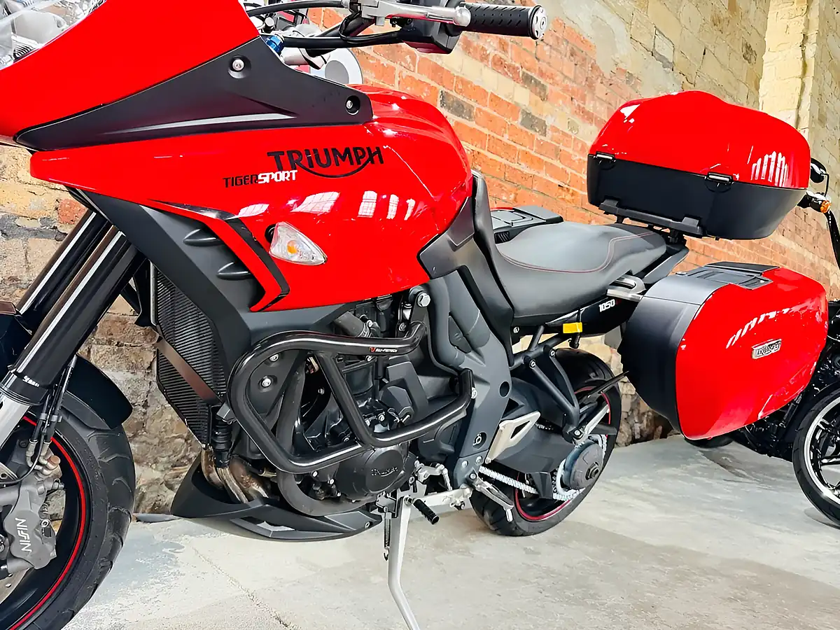 Used 2014 Triumph Tiger 1050 Sport Red - Interior and Exterior details 15