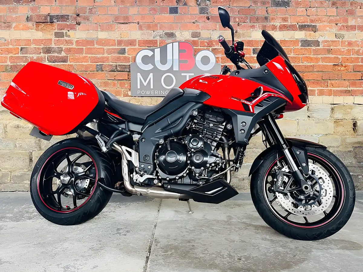 Used 2014 Triumph Tiger 1050 Sport Red - Front View
