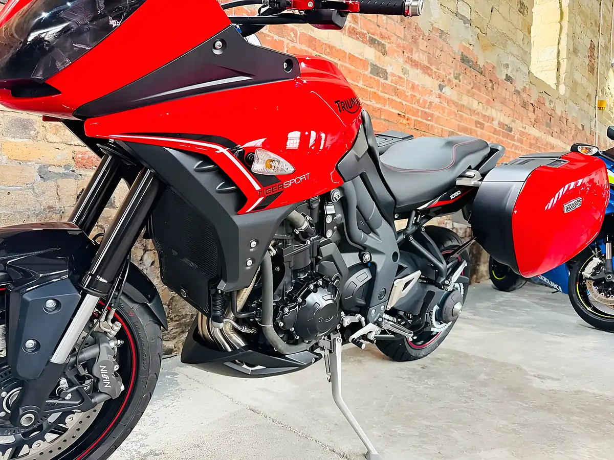 Used 2014 Triumph Tiger 1050 Sport Red - Interior and Exterior details 16
