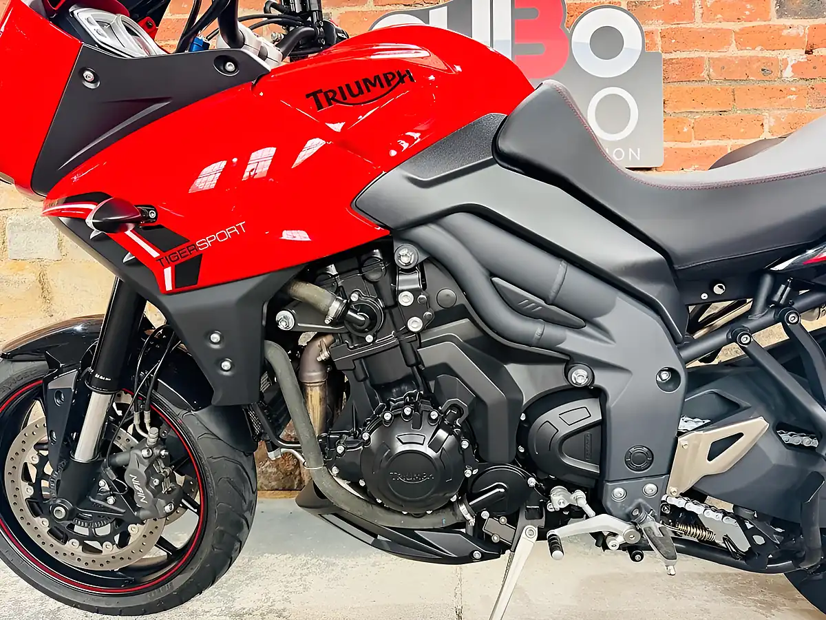 Used 2014 Triumph Tiger 1050 Sport Red - Interior and Exterior details 17
