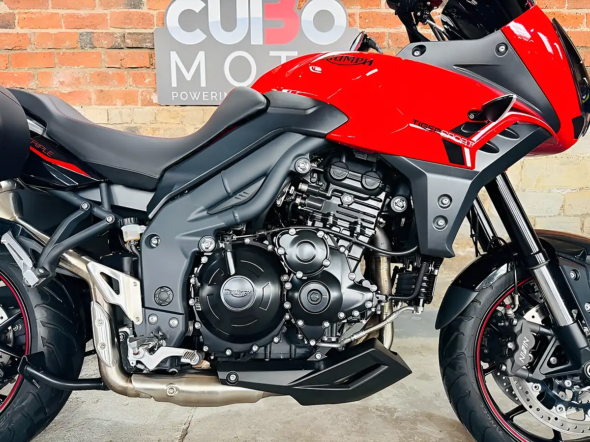 Used 2014 Triumph Tiger 1050 Sport Red - Interior and Exterior details 8