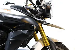 Used 2014 Triumph Tiger 800 White - Interior and Exterior details 4
