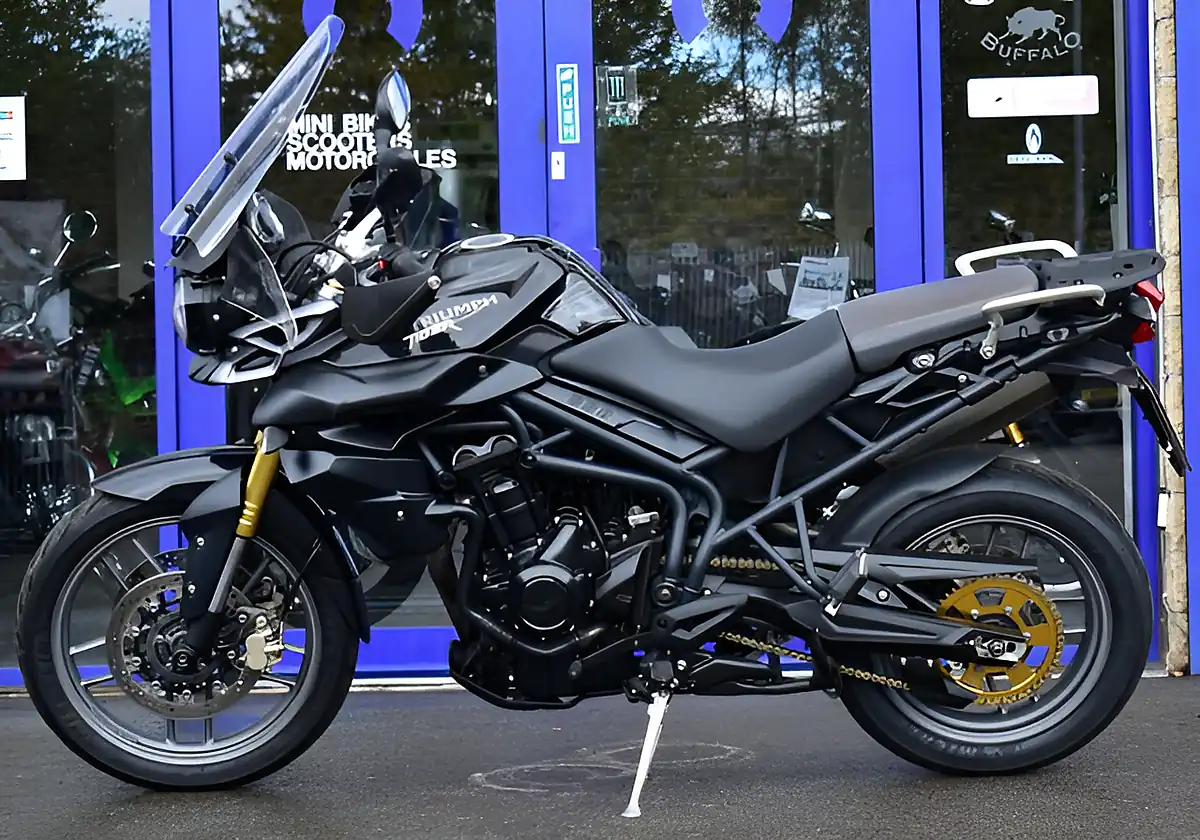 Used 2014 Triumph Tiger 800 Xr Jet Black - Front View