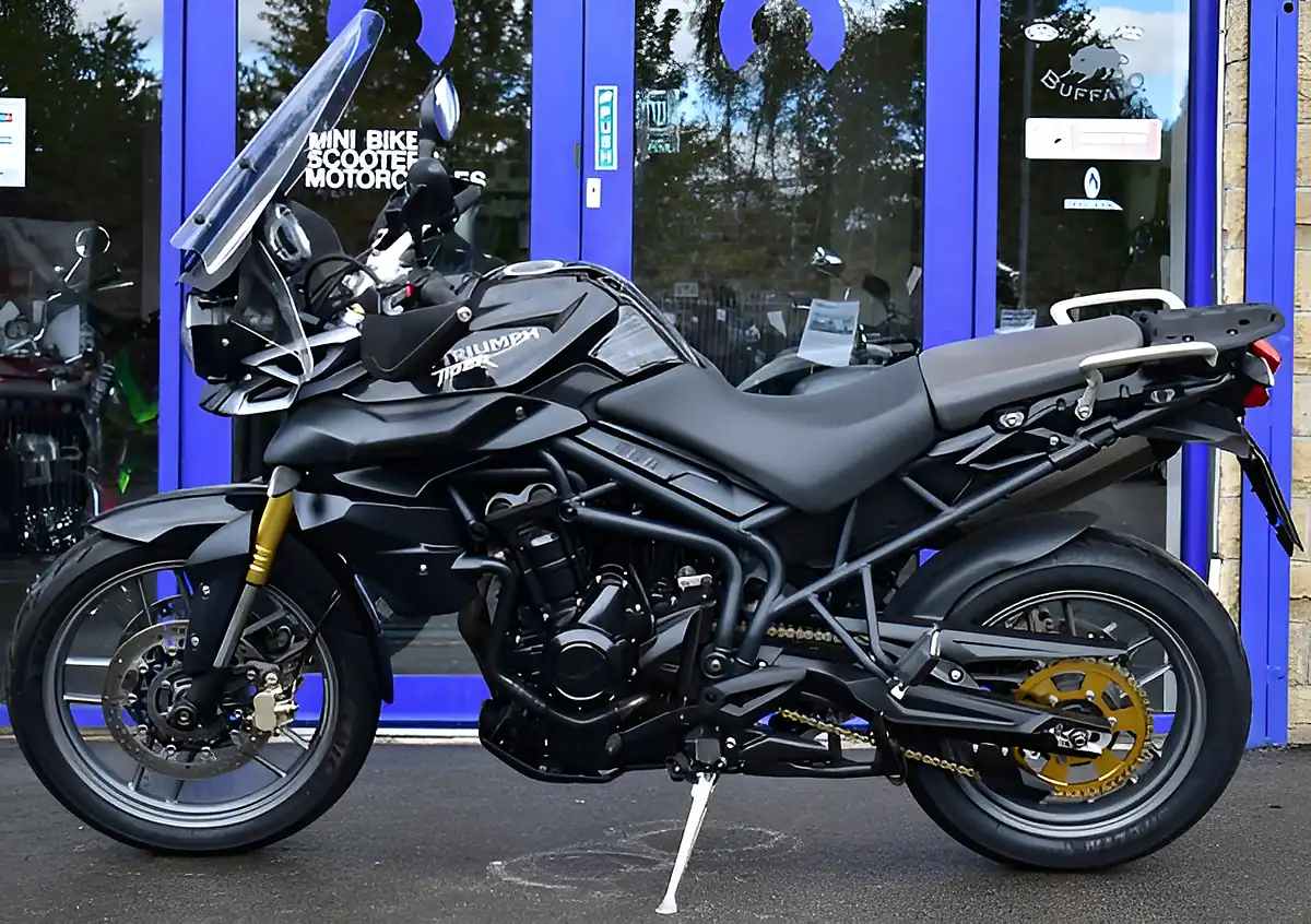 Used 2014 Triumph Tiger 800 Xr Jet Black - Interior and Exterior details 10