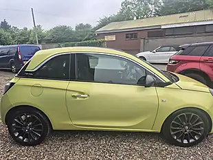 Used 2014 Vauxhall Adam Glam Green - Interior and Exterior details 10