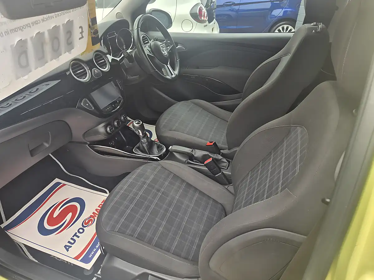 Used 2014 Vauxhall Adam Glam Green - Interior and Exterior details 12