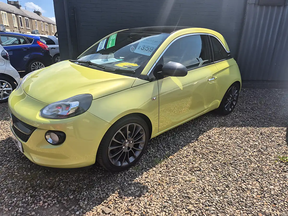 Used 2014 Vauxhall Adam Glam Green - Interior and Exterior details 6