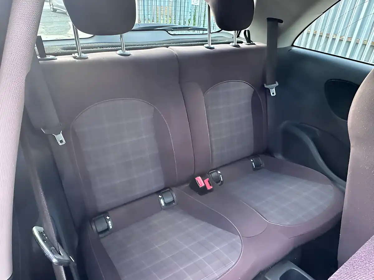 Used 2014 Vauxhall Adam Glam Red - Interior and Exterior details 13