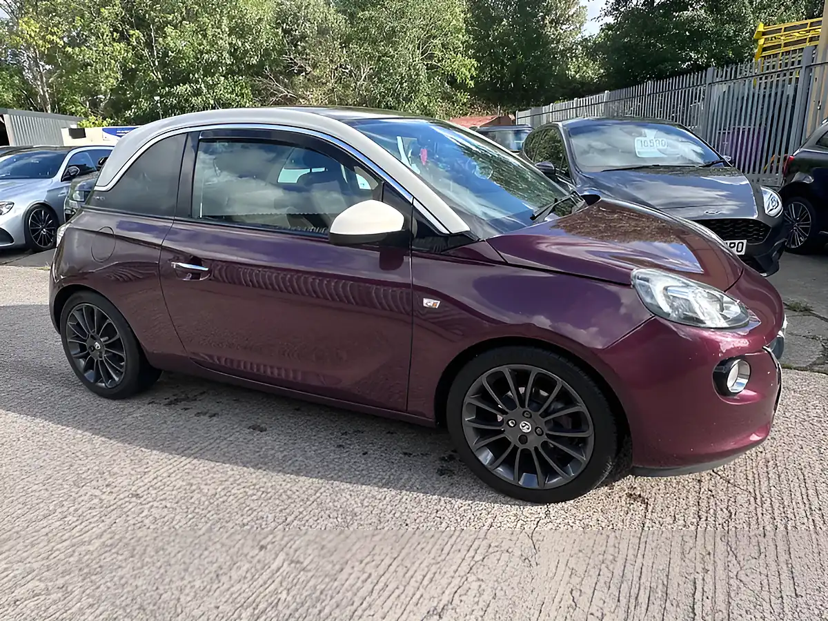 Used 2014 Vauxhall Adam Glam Red - Interior and Exterior details 2