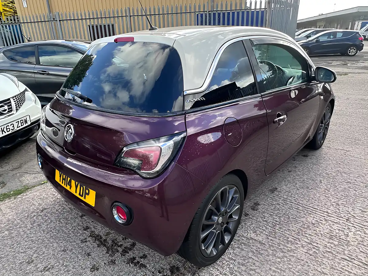 Used 2014 Vauxhall Adam Glam Red - Interior and Exterior details 3