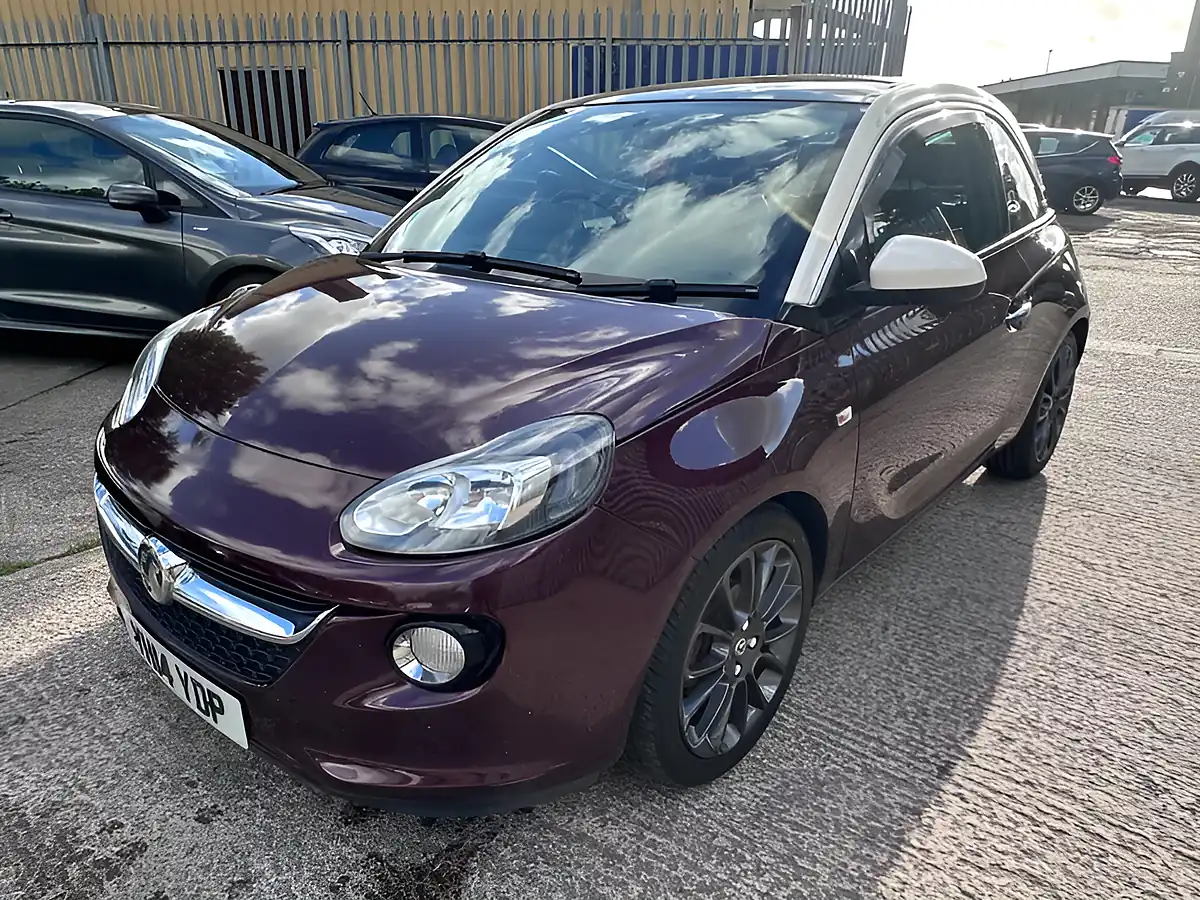 Used 2014 Vauxhall Adam Glam Red - Interior and Exterior details 5