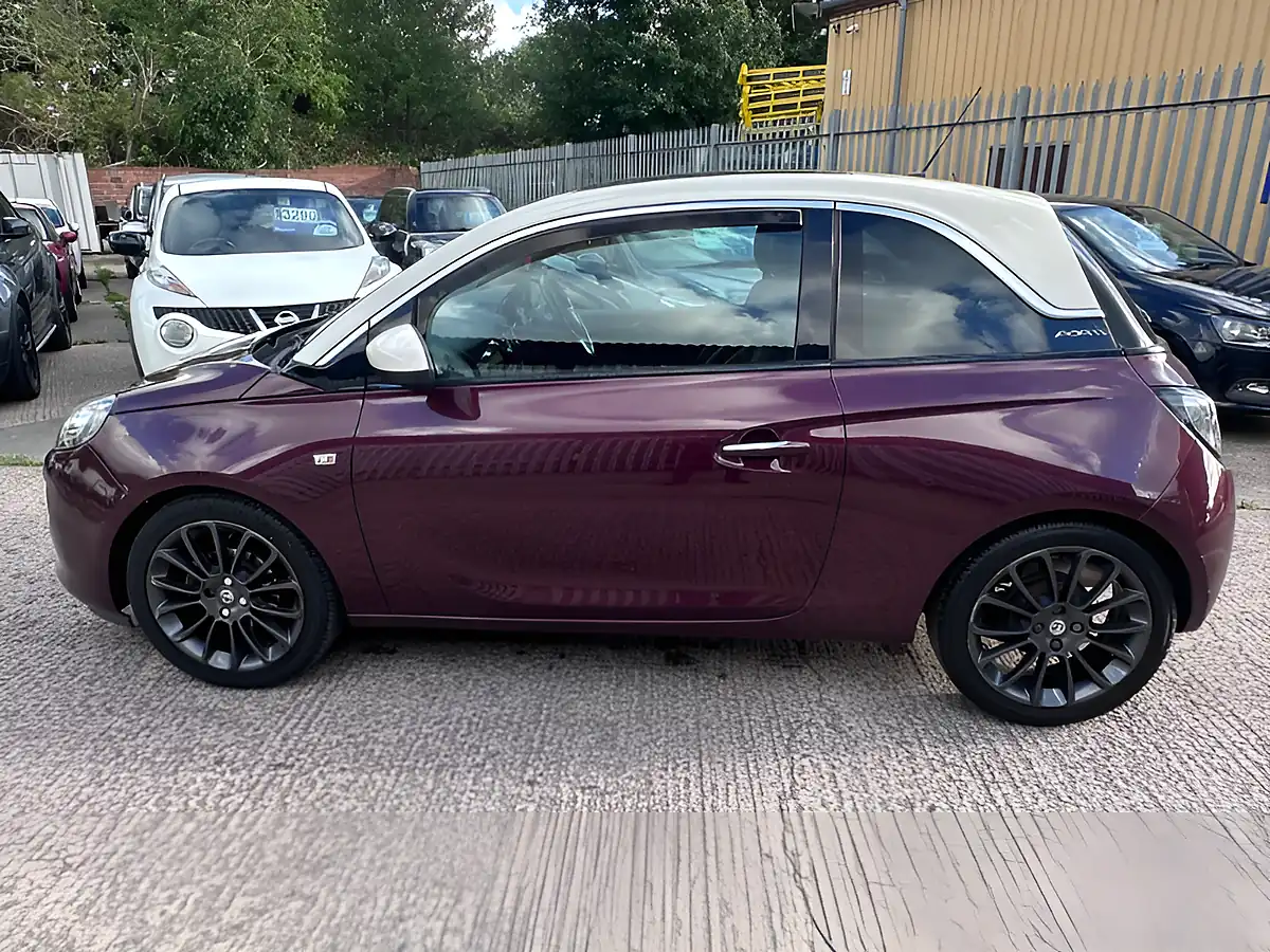Used 2014 Vauxhall Adam Glam Red - Interior and Exterior details 8