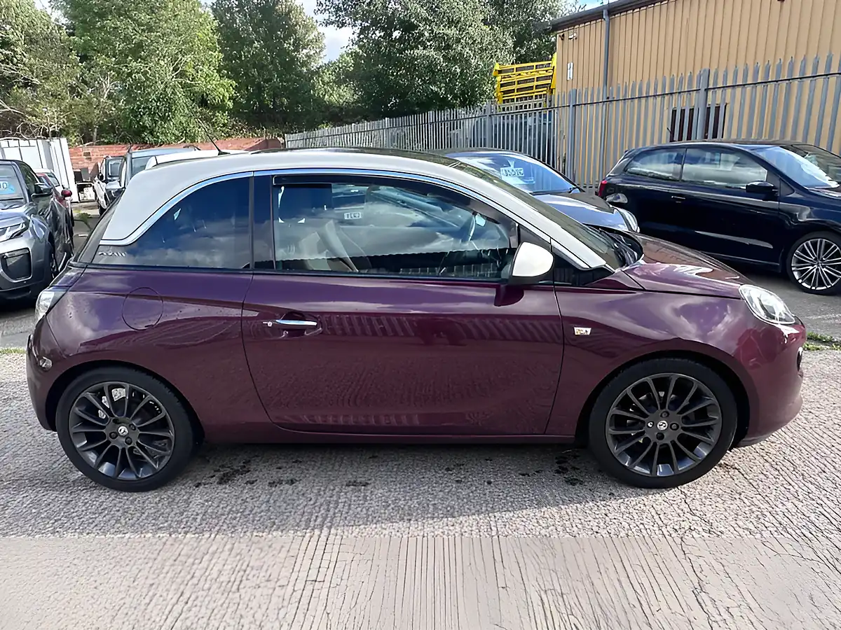 Used 2014 Vauxhall Adam Glam Red - Interior and Exterior details 9