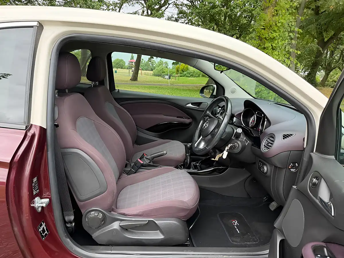 Used 2014 Vauxhall Adam Glam Red/Purple - Interior and Exterior details 10
