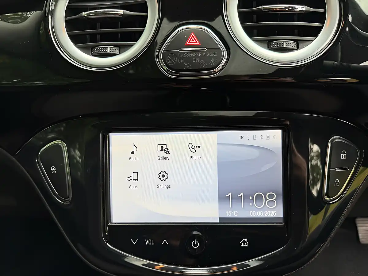 Used 2014 Vauxhall Adam Glam Red/Purple - Interior and Exterior details 17