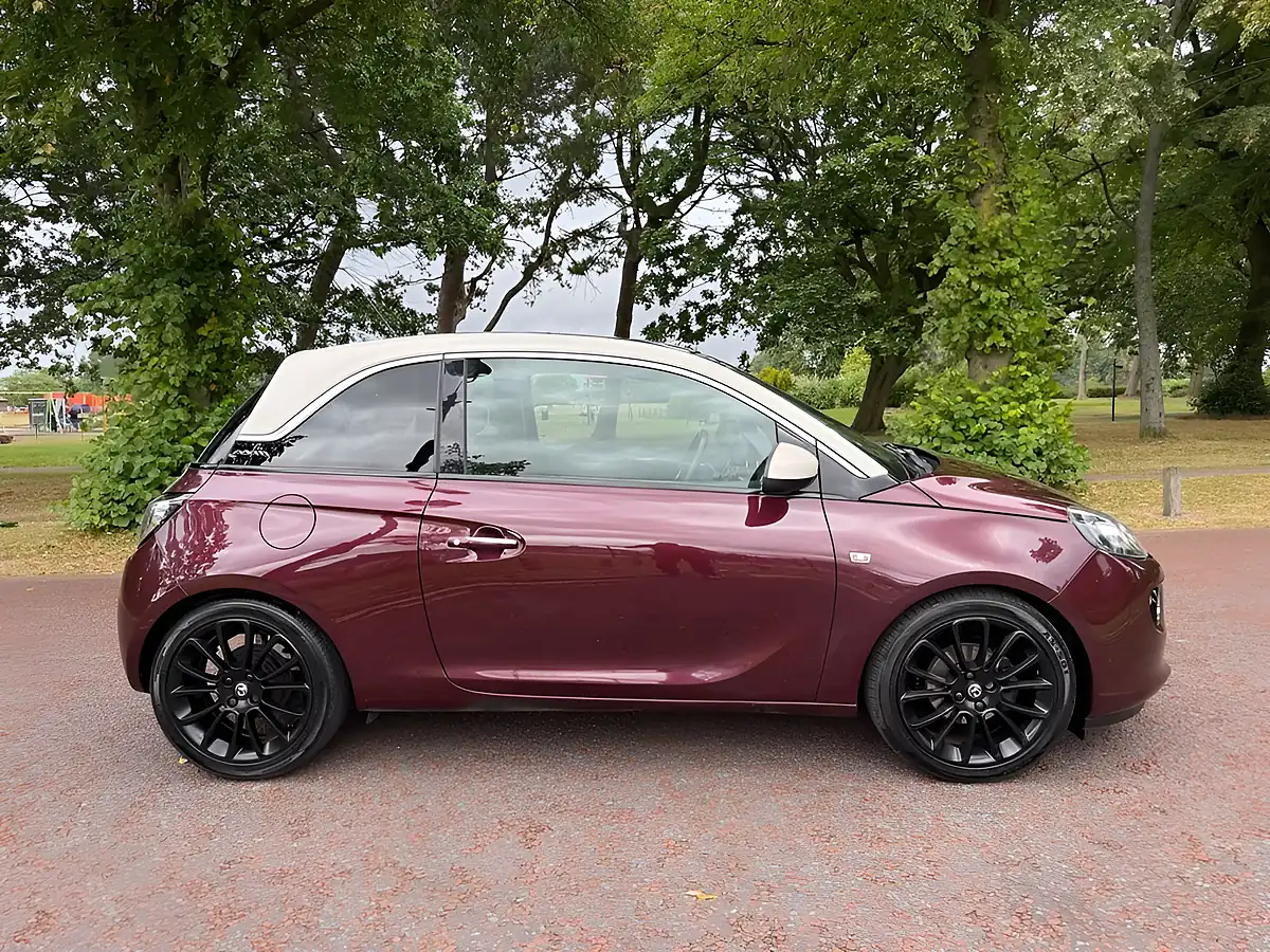 Used 2014 Vauxhall Adam Glam Red/Purple - Interior and Exterior details 2