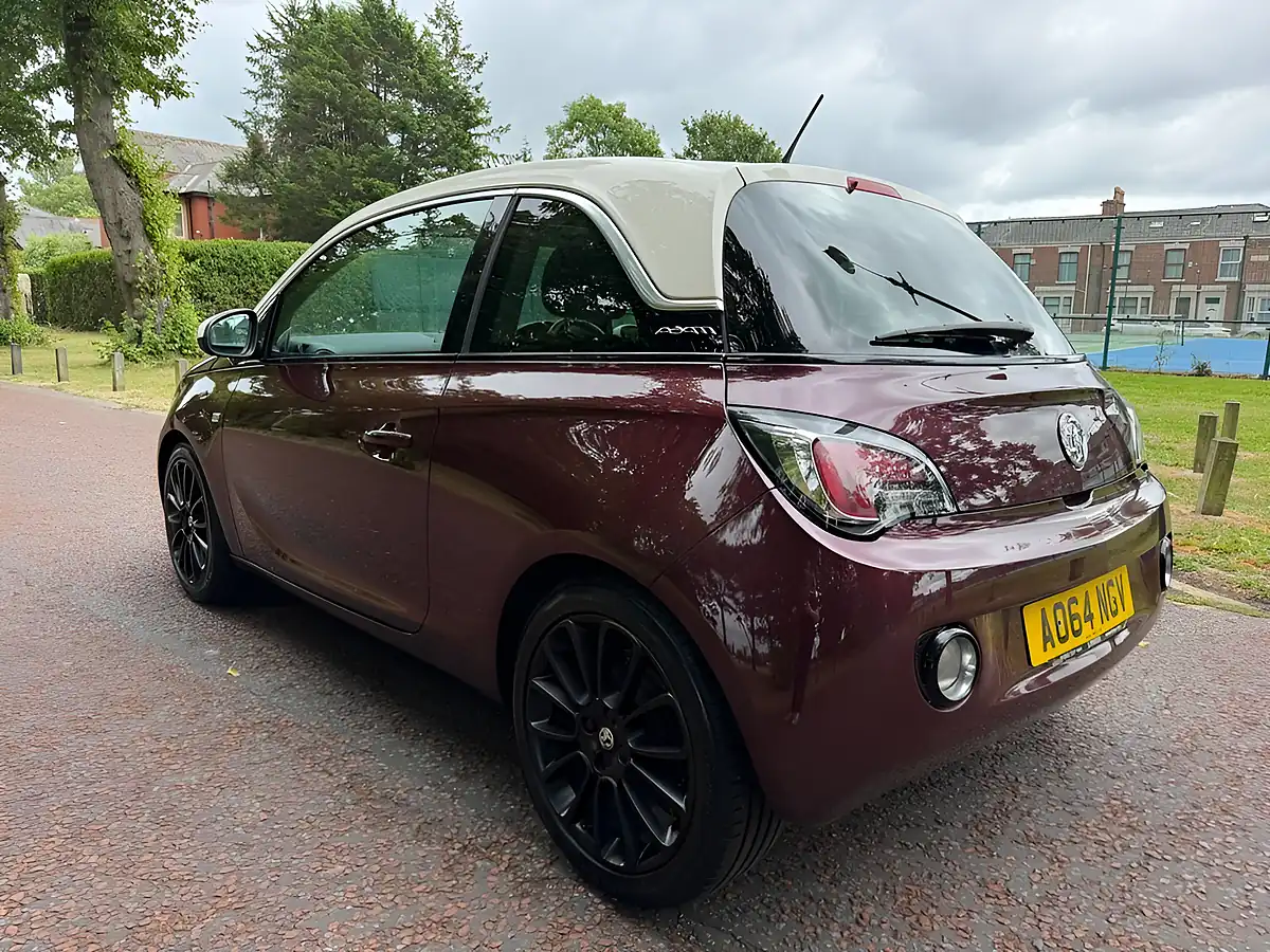Used 2014 Vauxhall Adam Glam Red/Purple - Interior and Exterior details 5
