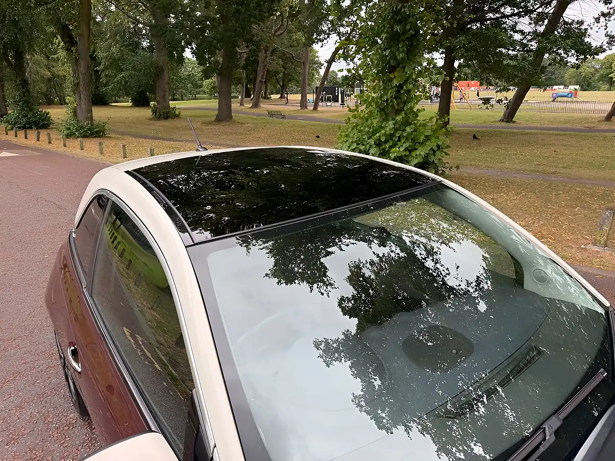 Used 2014 Vauxhall Adam Glam Red/Purple - Interior and Exterior details 7