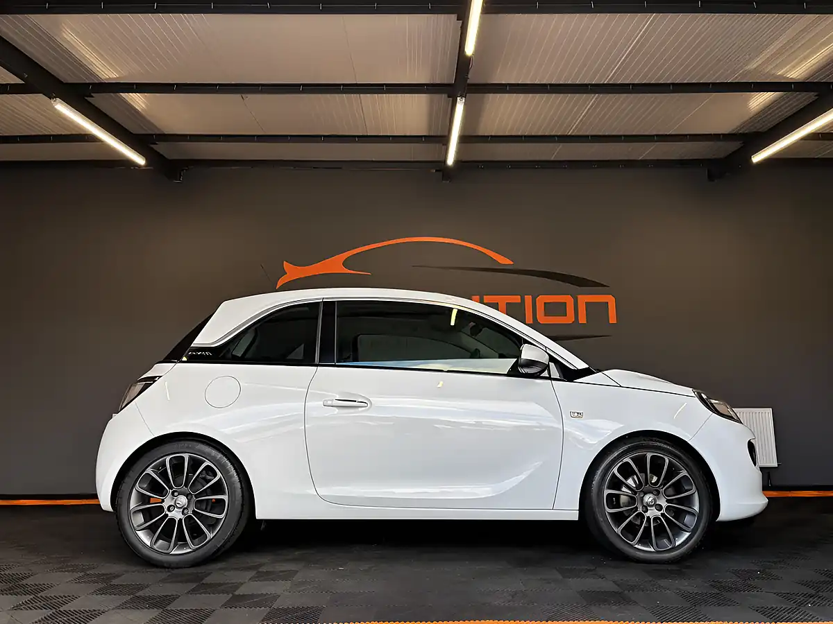Used 2014 Vauxhall Adam Glam White - Interior and Exterior details 12