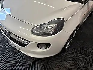 Used 2014 Vauxhall Adam Glam White - Interior and Exterior details 18