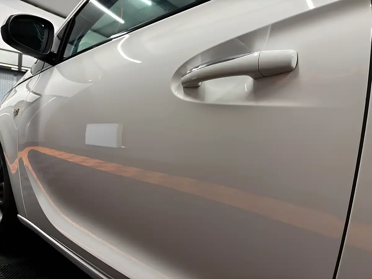 Used 2014 Vauxhall Adam Glam White - Interior and Exterior details 19
