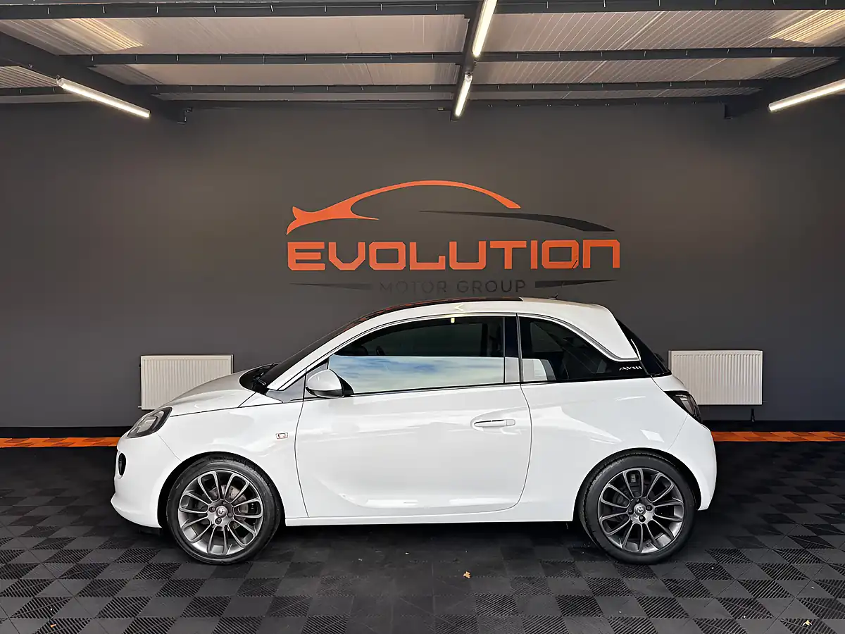 Used 2014 Vauxhall Adam Glam White - Interior and Exterior details 2
