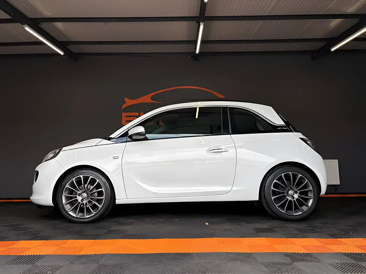 Used 2014 Vauxhall Adam Glam White - Interior and Exterior details 6