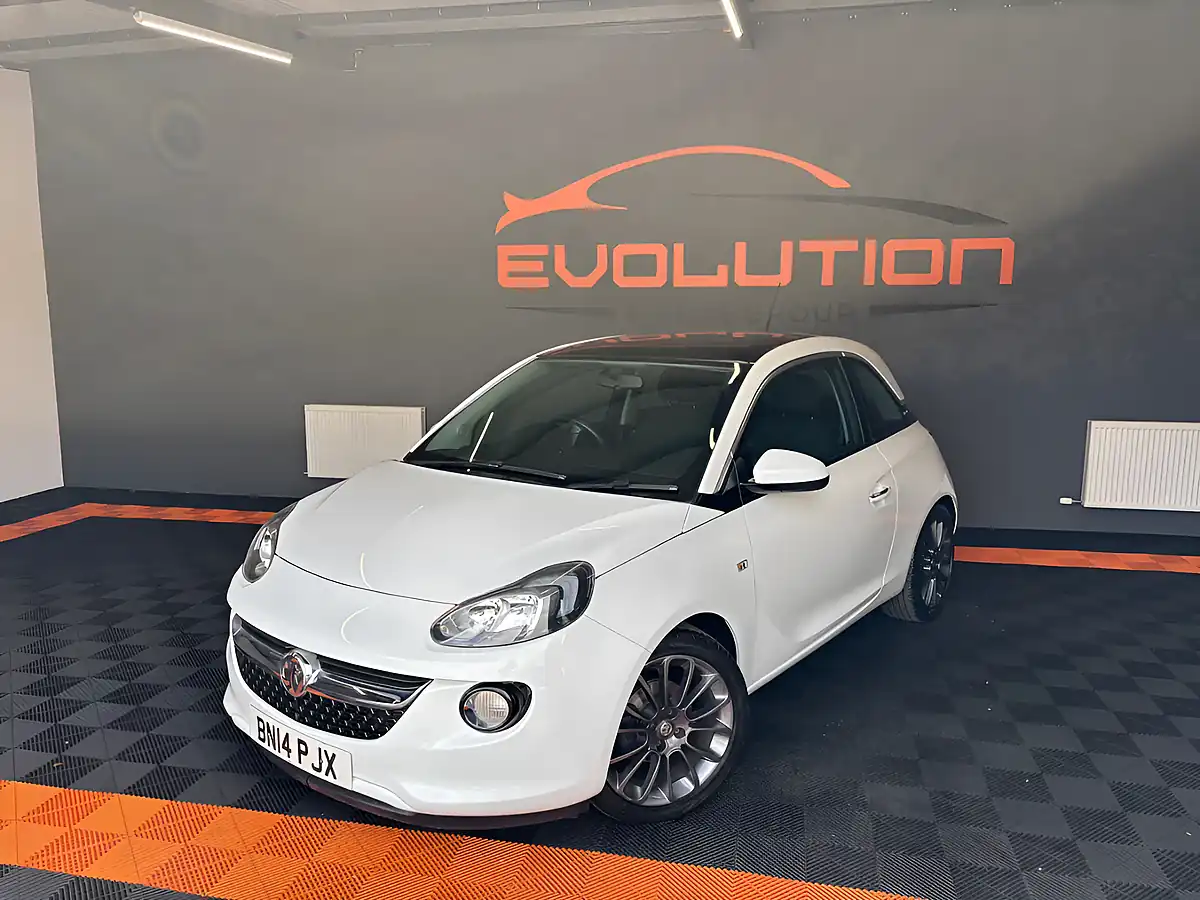 Used 2014 Vauxhall Adam Glam White - Interior and Exterior details 9