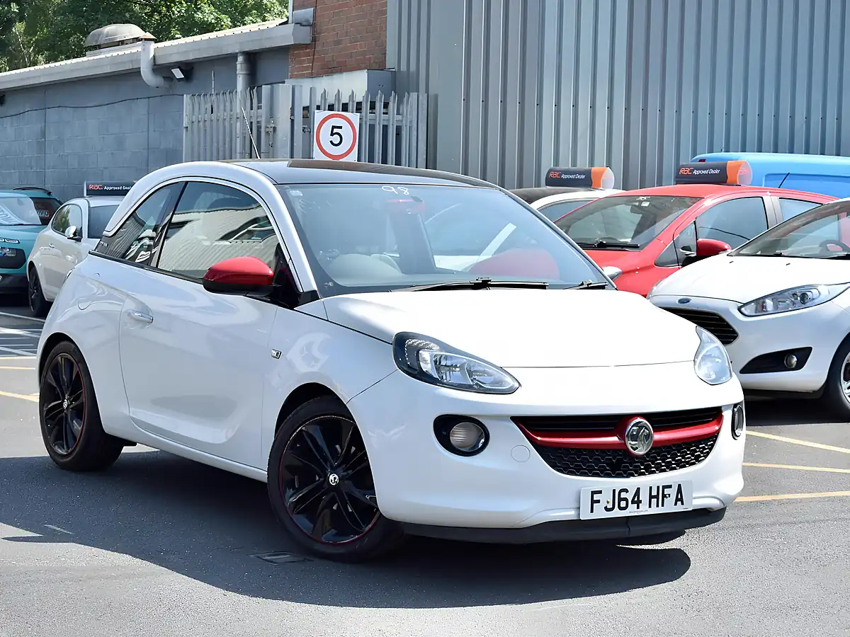 Used 2014 Vauxhall Adam Glam White - Interior and Exterior details 16