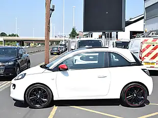 Used 2014 Vauxhall Adam Glam White - Interior and Exterior details 4