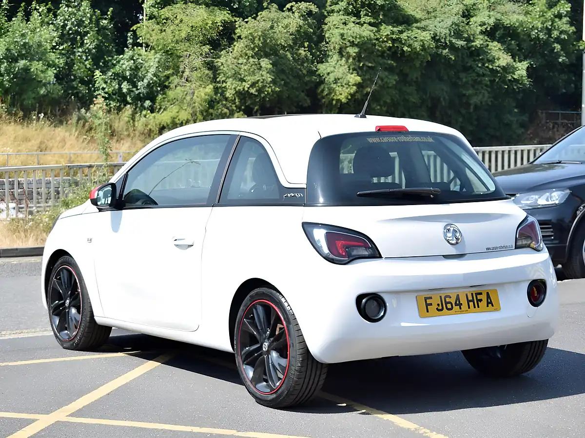 Used 2014 Vauxhall Adam Glam White - Interior and Exterior details 5